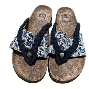 Navy & Paisley Muk Luk Sandals - Women's Size 10 - NWOT